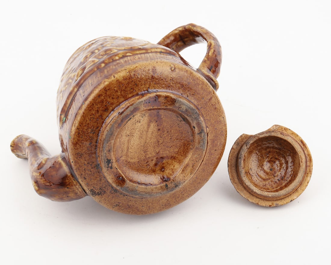 Brantford Beaver Teapot - 8