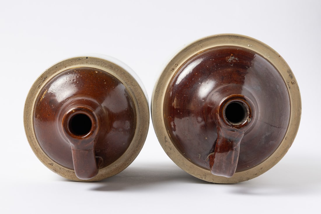 Gold Coin Liquor Co., Moose Jaw Pair - 9