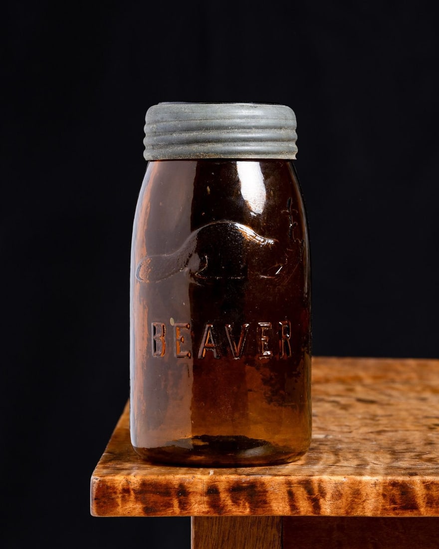 Amber Beaver Quart Fruit Jar - 2