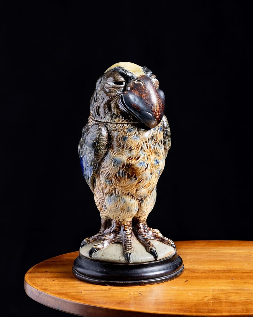 Exceptional Martin Brothers "Wally Bird" Jar - 2
