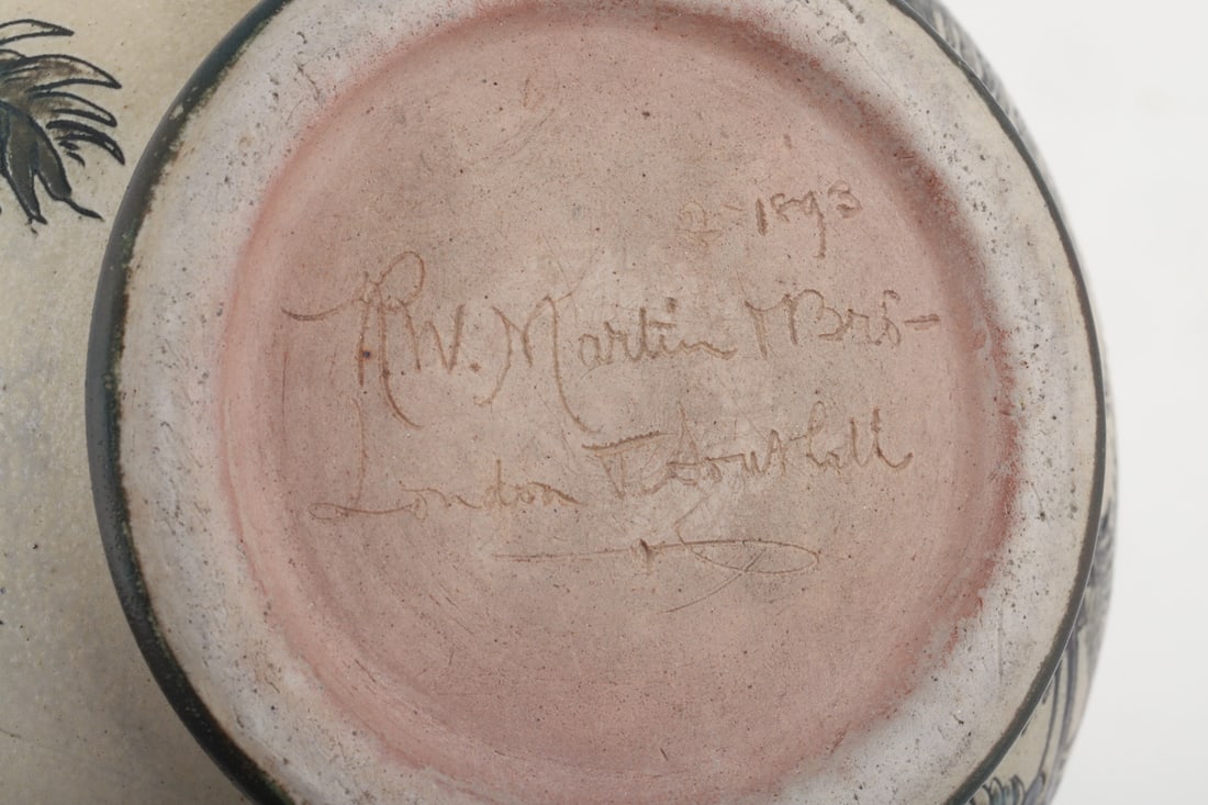 Martin Brothers "Wally Bird" Vase - 8