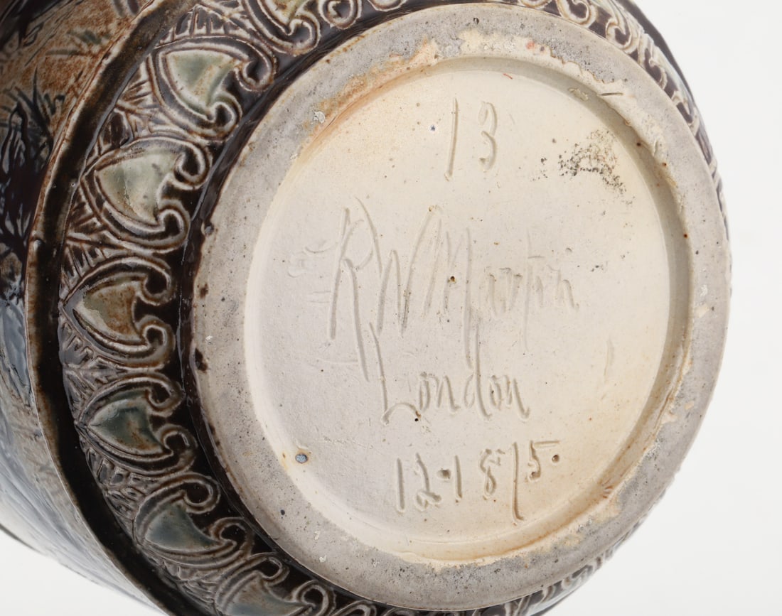 Martin Brothers Ducks Covered Jar - 11