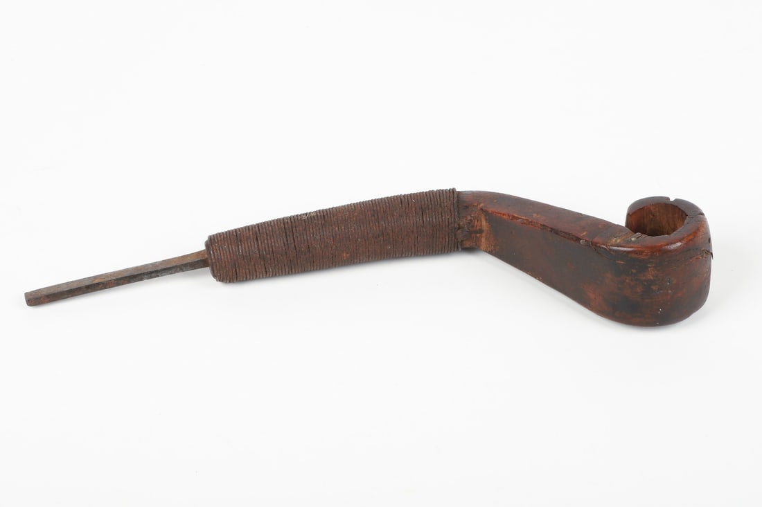 Two Scroll Handle Crooked Knives - 3