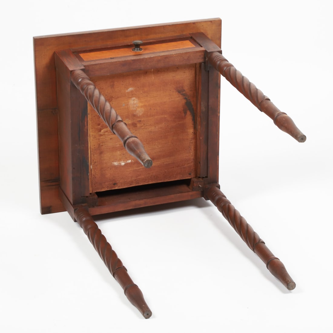 "Pain" Rope Leg Table - 10