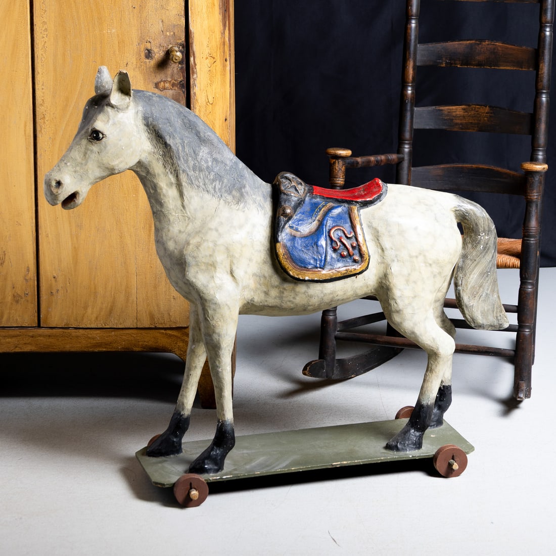 Monumental Toy Horse - 7