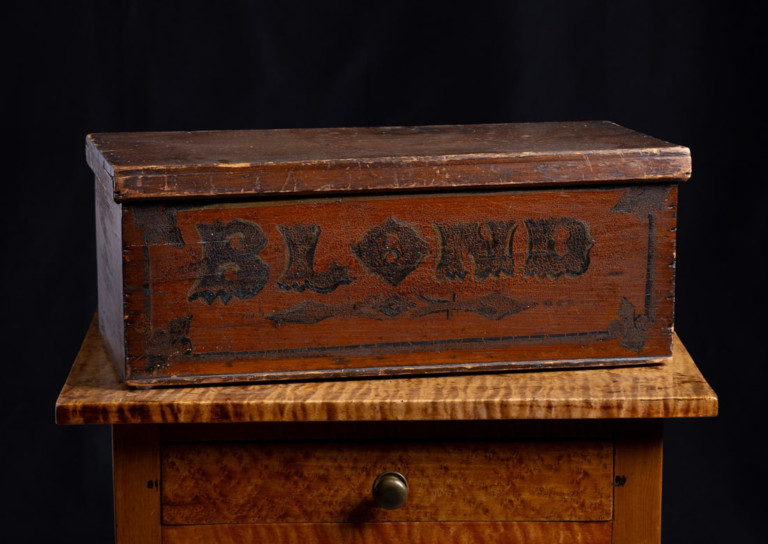 Primitive "Blond" Box - 7