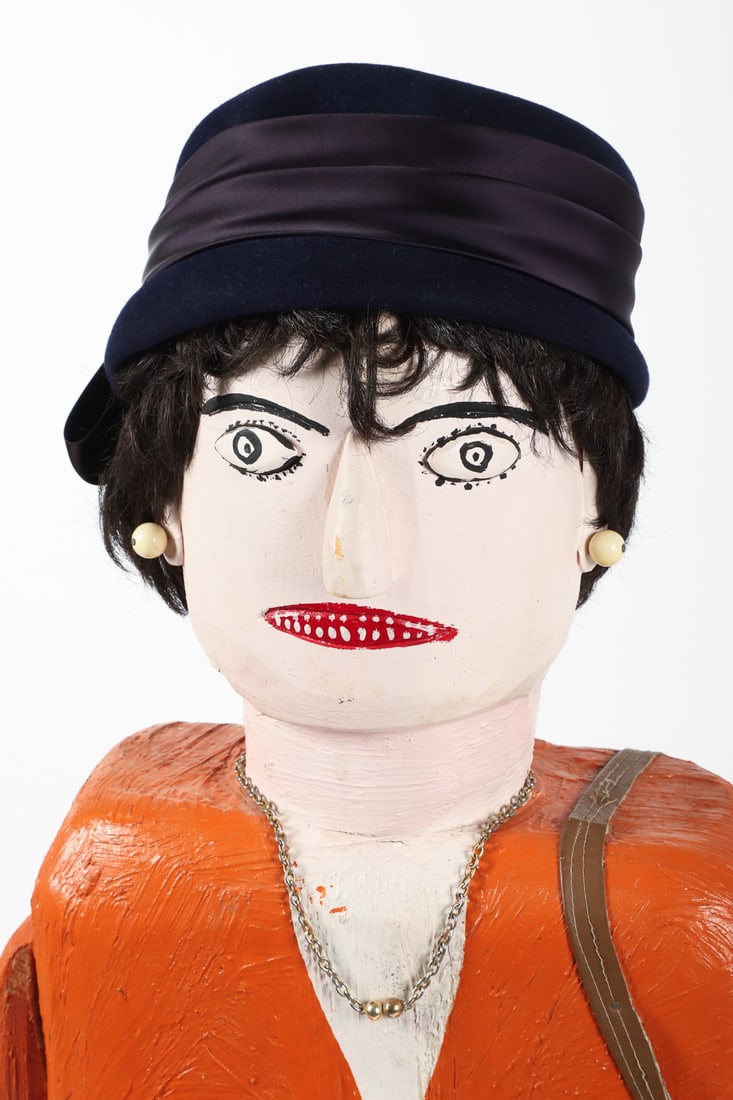 Attributed Felicien Levesque Woman with Hat & Purse Carving - 6