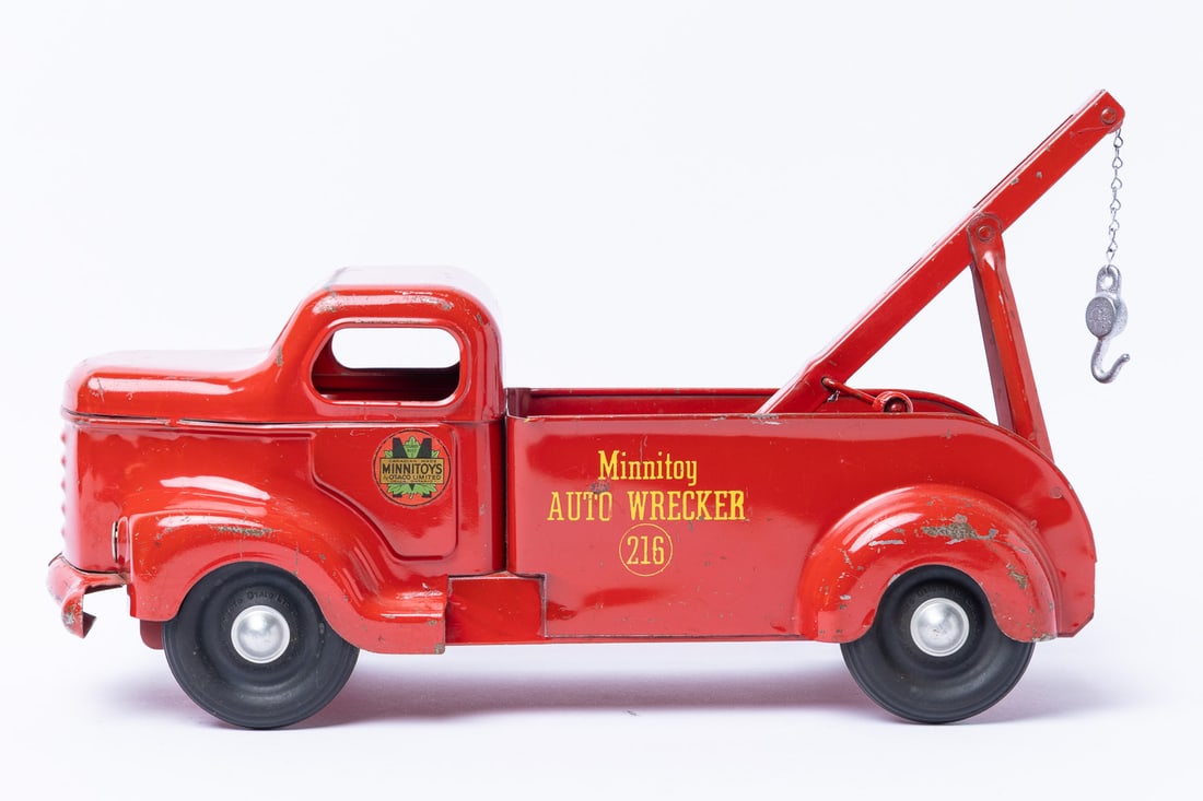 Otaco "Minnitoy Auto Wrecker 216" Tow Truck - 2