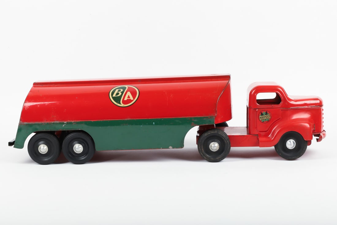 Otaco Minnitoys "British American" Oil Tanker - 3