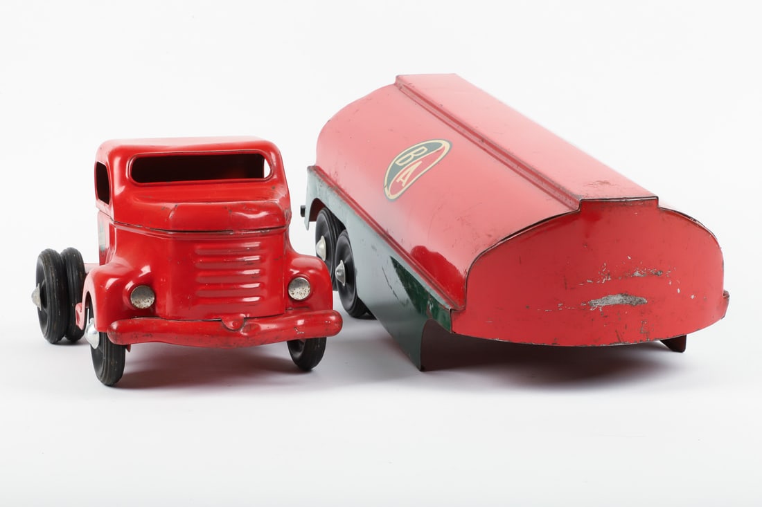 Otaco Minnitoys "British American" Oil Tanker - 4