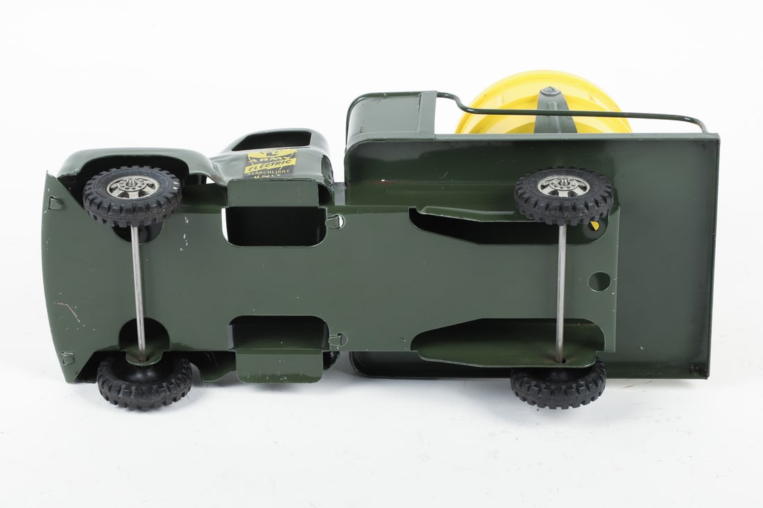Buddy 'L' "Army Electric Searchlight Unit" Truck - 8