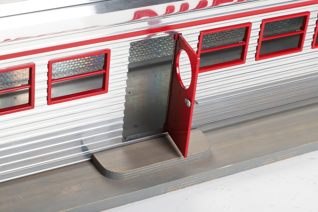 Fred Thompson Smith-Miller Limited Edition Mabel's Diner (043/100) - 4