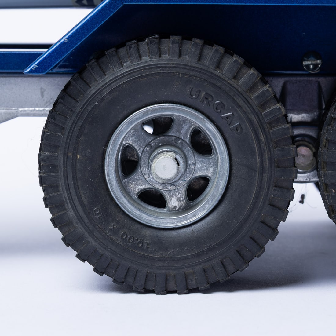 Fred Thompson Limited Edition Smith-Miller Blue Diamond Cement Truck (108/150) - 10