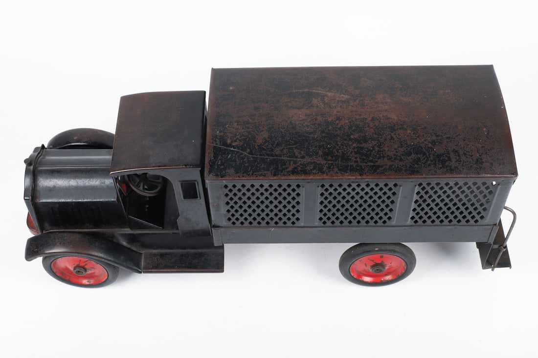 Keystone Packard Police Patrol Wagon - 6