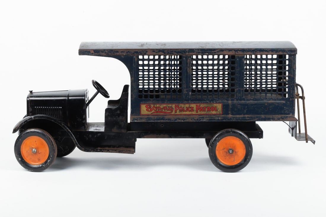 Son-ny Police Patrol Truck - 2