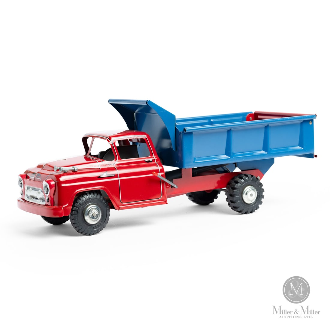 Lumar Dump Truck (1 of 8)