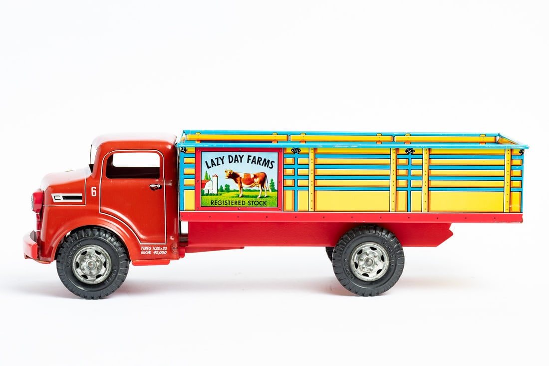 Marx Lumar "Lazy Day Farms" Stake Truck - 2