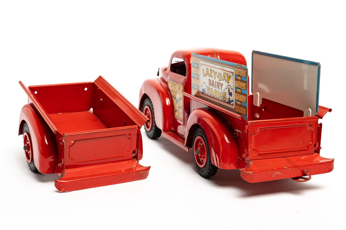 Marx Lazy-Day Dairy Farms Truck-and-Trailer Set - 5