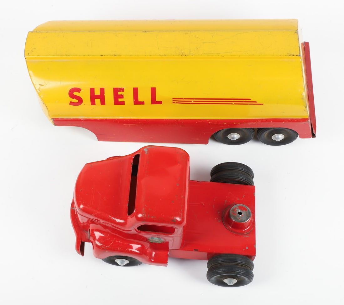 Otaco Minnitoys "Shell" Oil Tanker - 5