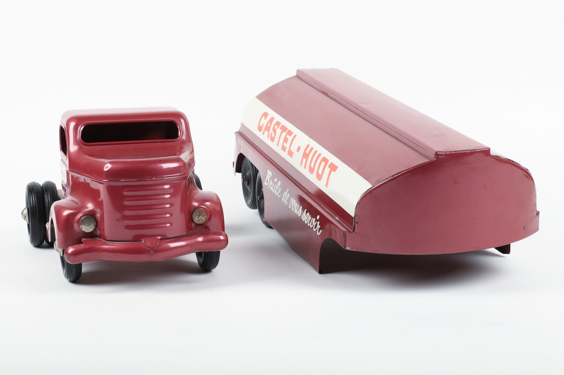 Otaco Minnitoys "Jean Bernier Castel-Huot" Oil Tanker - 4