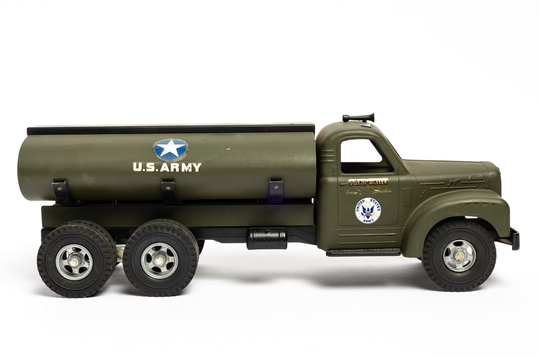 Smith-Miller U.S. Army Tanker Truck - 3