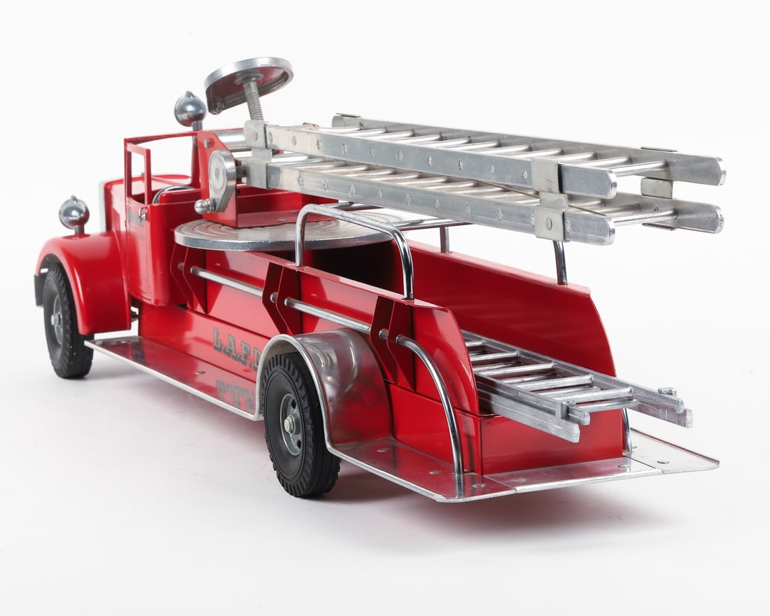 Smith-Miller L.A.F.D. #21 Aerial Fire Truck - 5