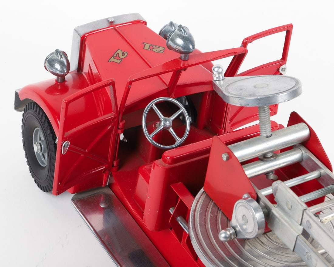 Smith-Miller L.A.F.D. #21 Aerial Fire Truck - 6