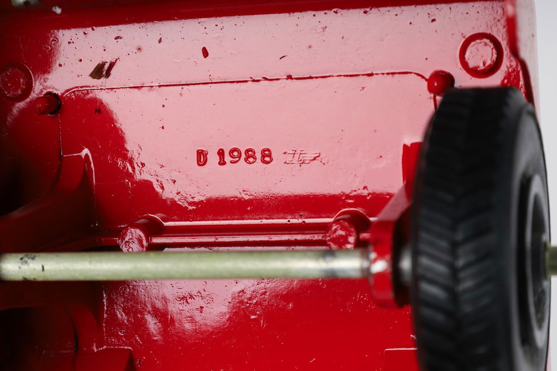 Smith-Miller SMFD No. 3 MACK Fire Truck - 9