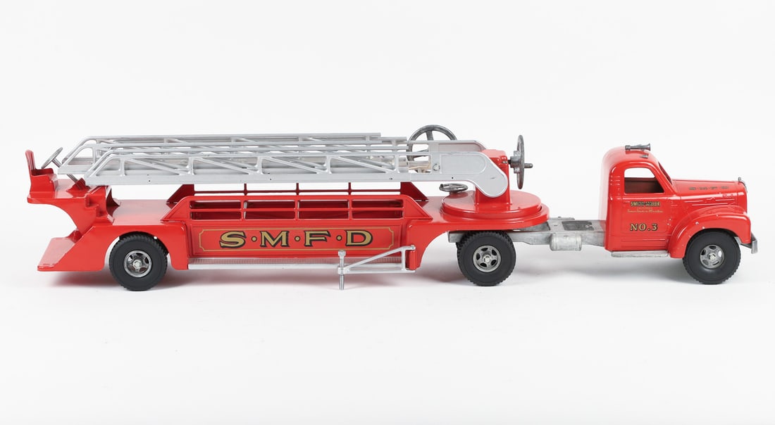 Smith-Miller SMFD No. 3 MACK Fire Truck - 3