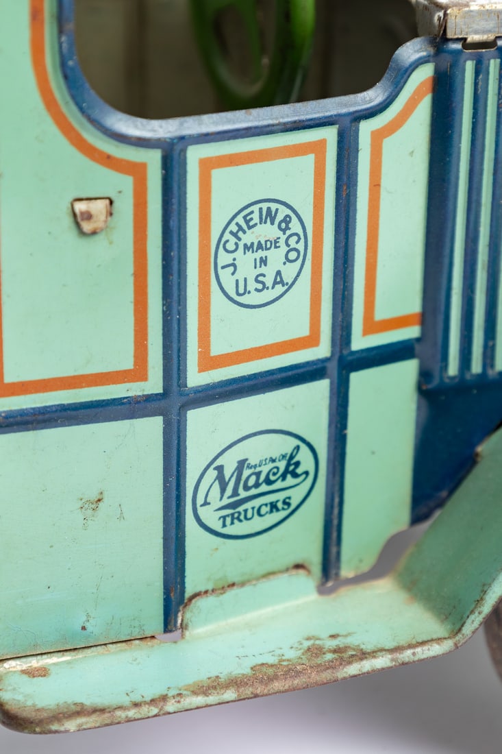 J. Chein "Hercules Coal" MACK Truck - 9