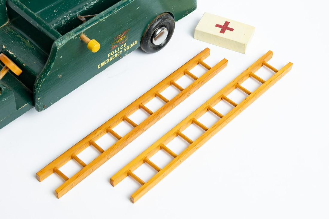 Buddy "L" Wooden "Police Emergency Squad" Truck - 7
