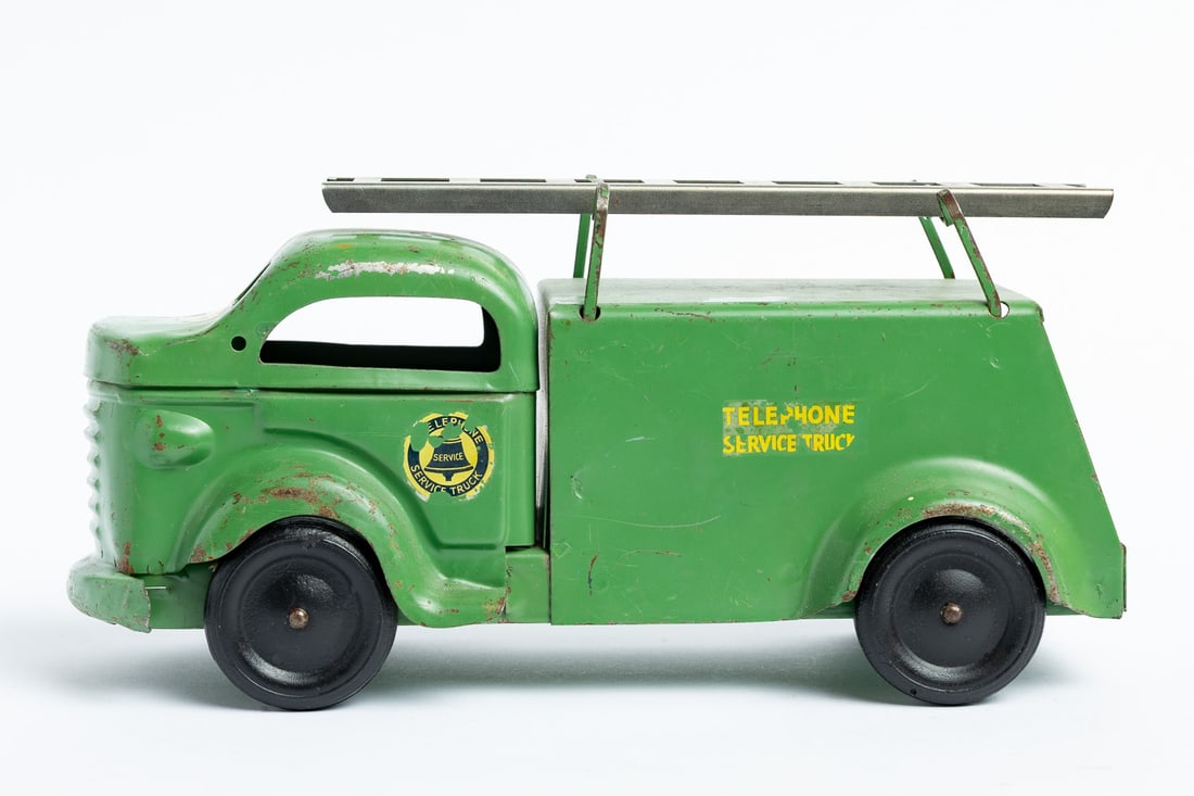Lincoln Toys Telephone Service Truck - 2