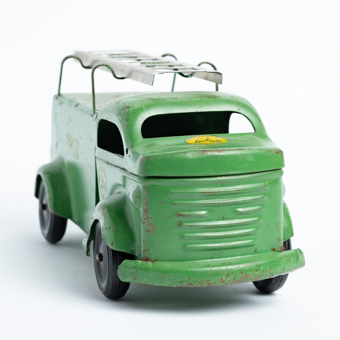 Lincoln Toys Telephone Service Truck - 4
