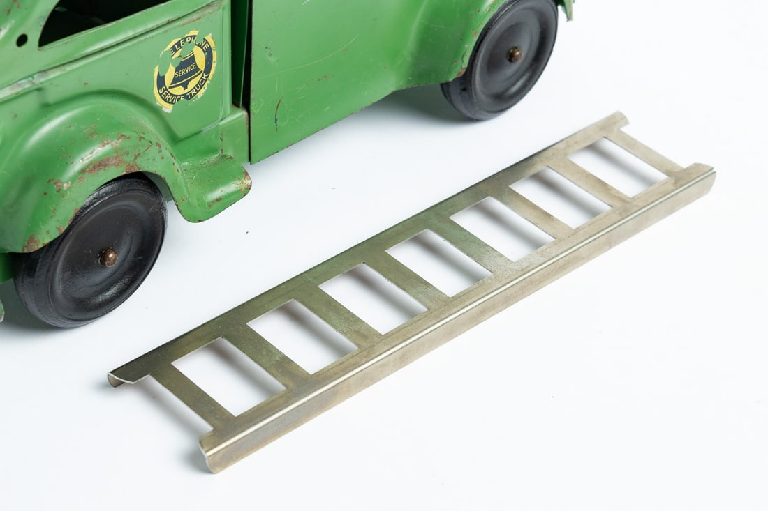 Lincoln Toys Telephone Service Truck - 8