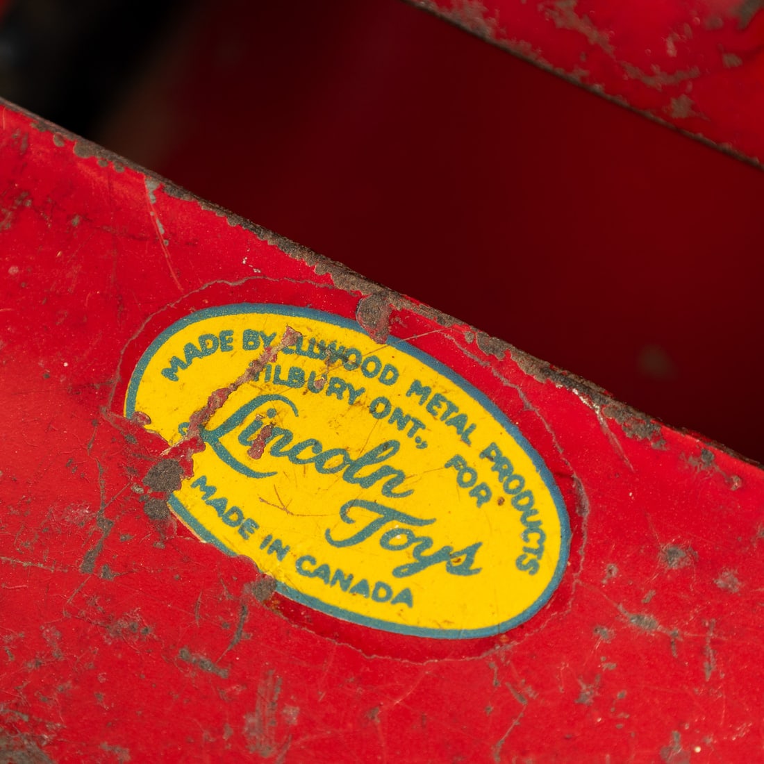 Lincoln Toys Rescue Squad Ladder Truck - 9