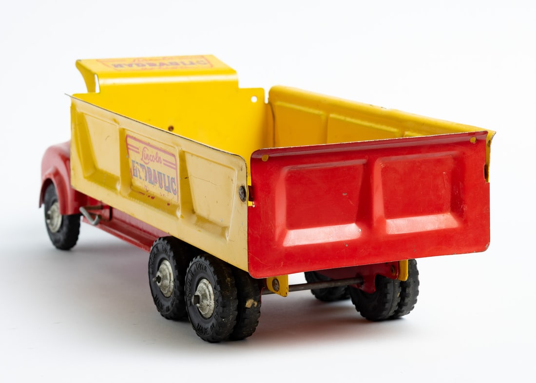 Lincoln Toys "Hydraulic Action" Truck - 5