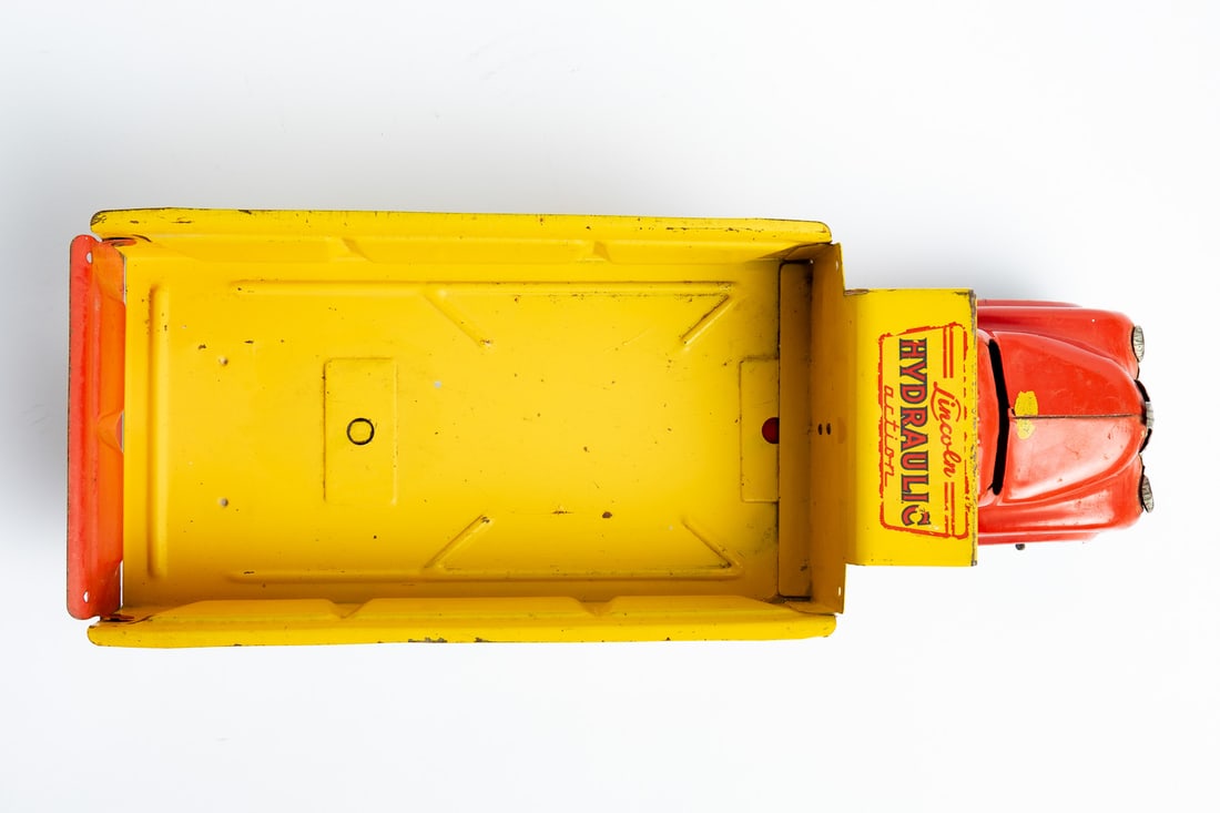 Lincoln Toys "Hydraulic Action" Truck - 6