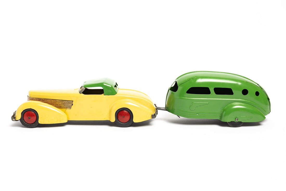 Wyandotte Cord Sedan & Travel Trailer - 2