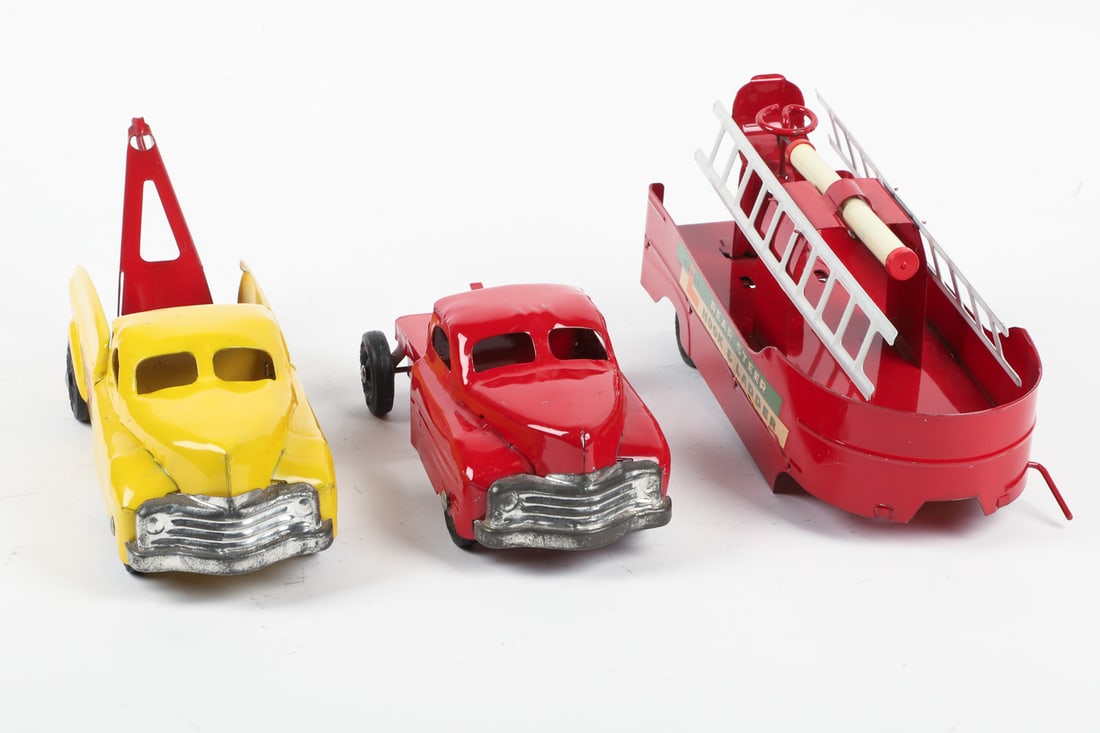 Pair of Buddy L Trucks (Rear Steer Hook & Ladder Truck and Emergency Wrecker Truck) - 6