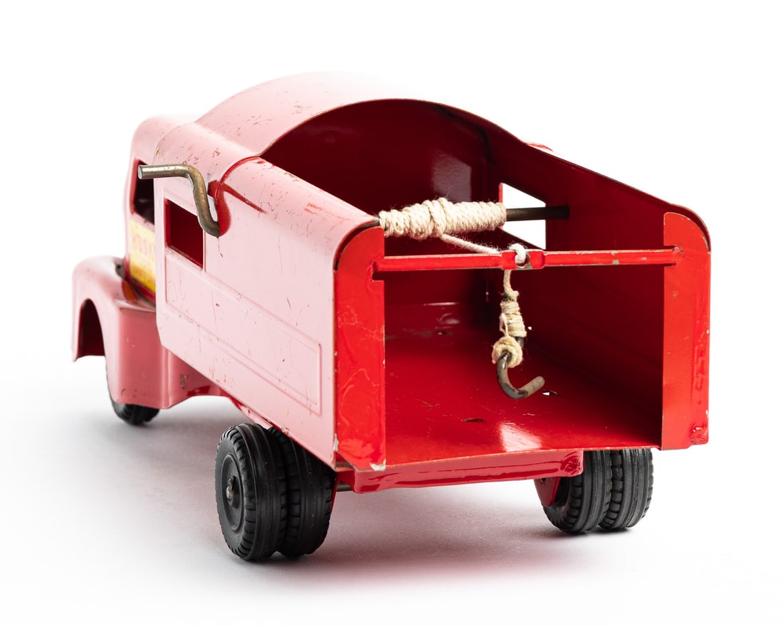 Husky Winch Truck - 5