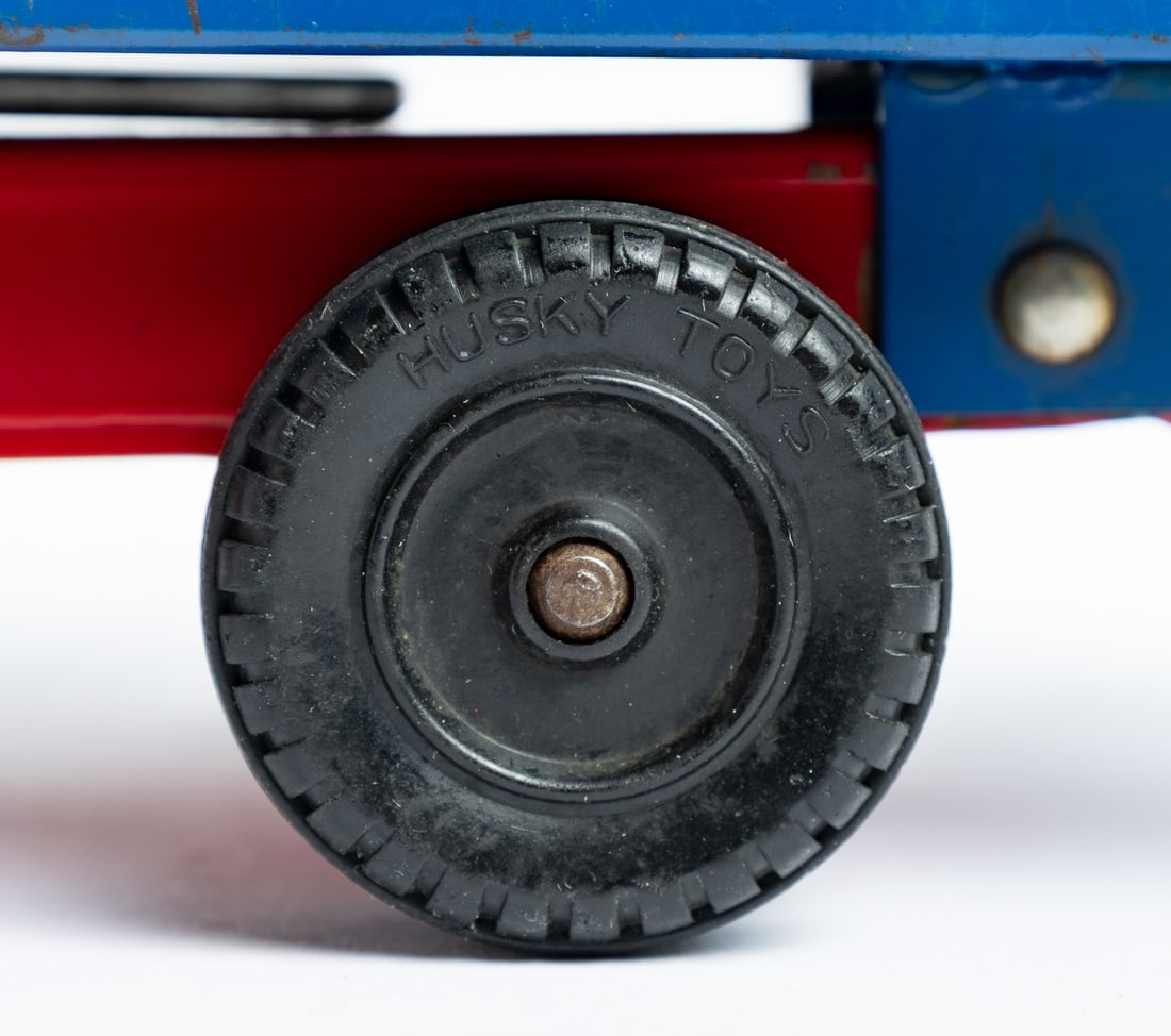 Husky "Sand and Gravel" Truck - 9