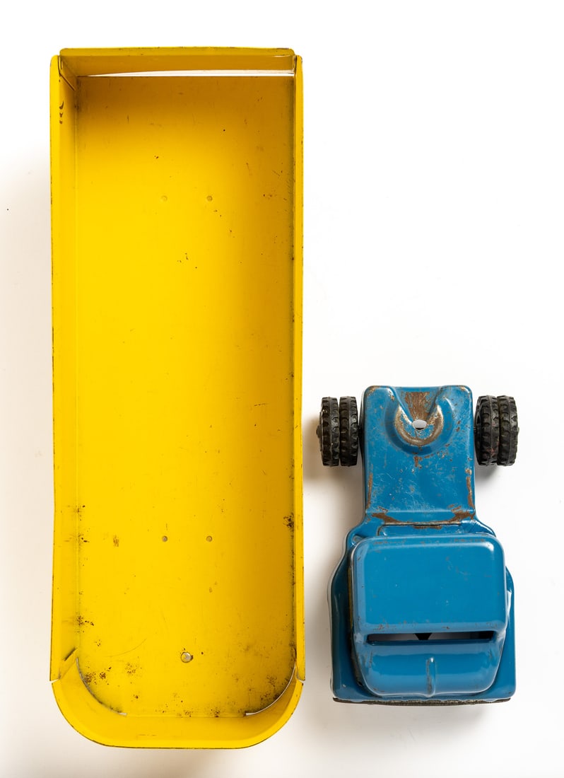 Husky Transport Tractor Trailer - 6