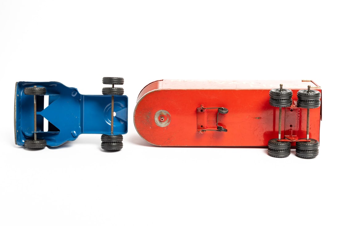 Husky Van Lines Tractor Trailer - 8