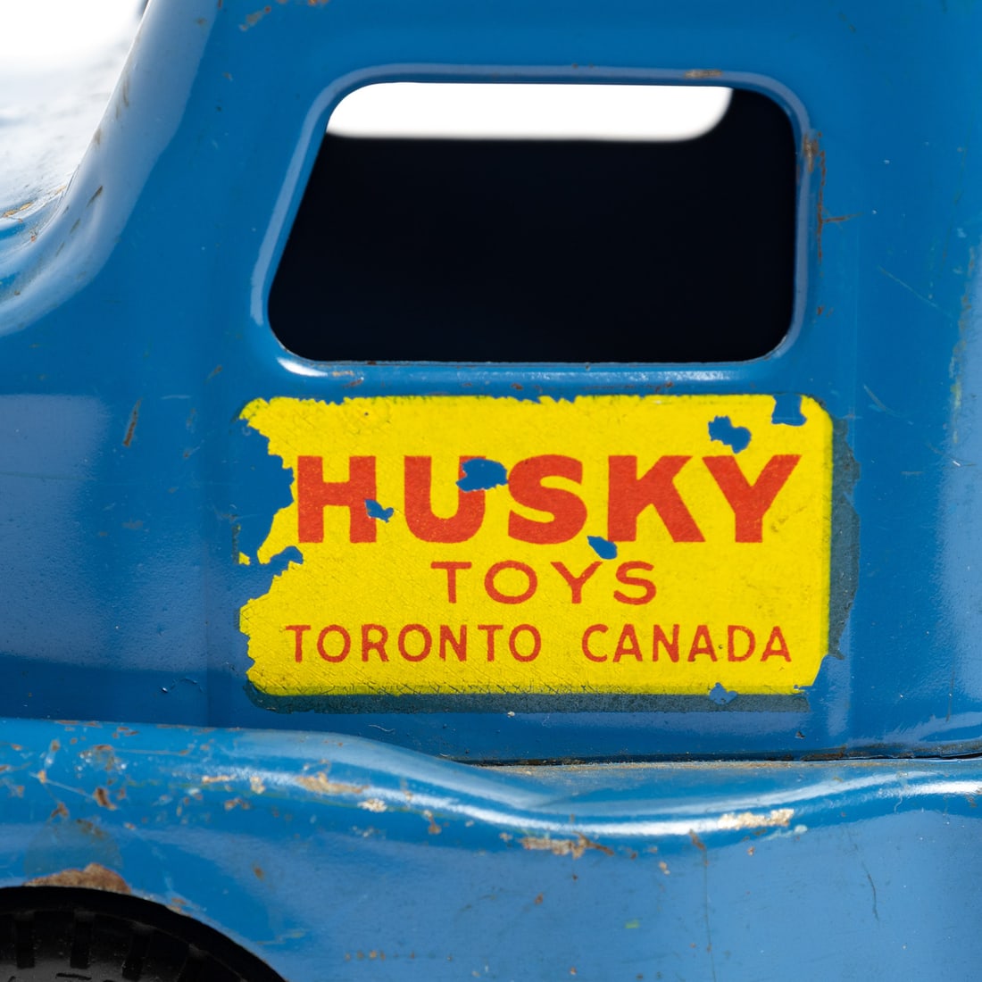 Husky Van Lines Tractor Trailer - 9