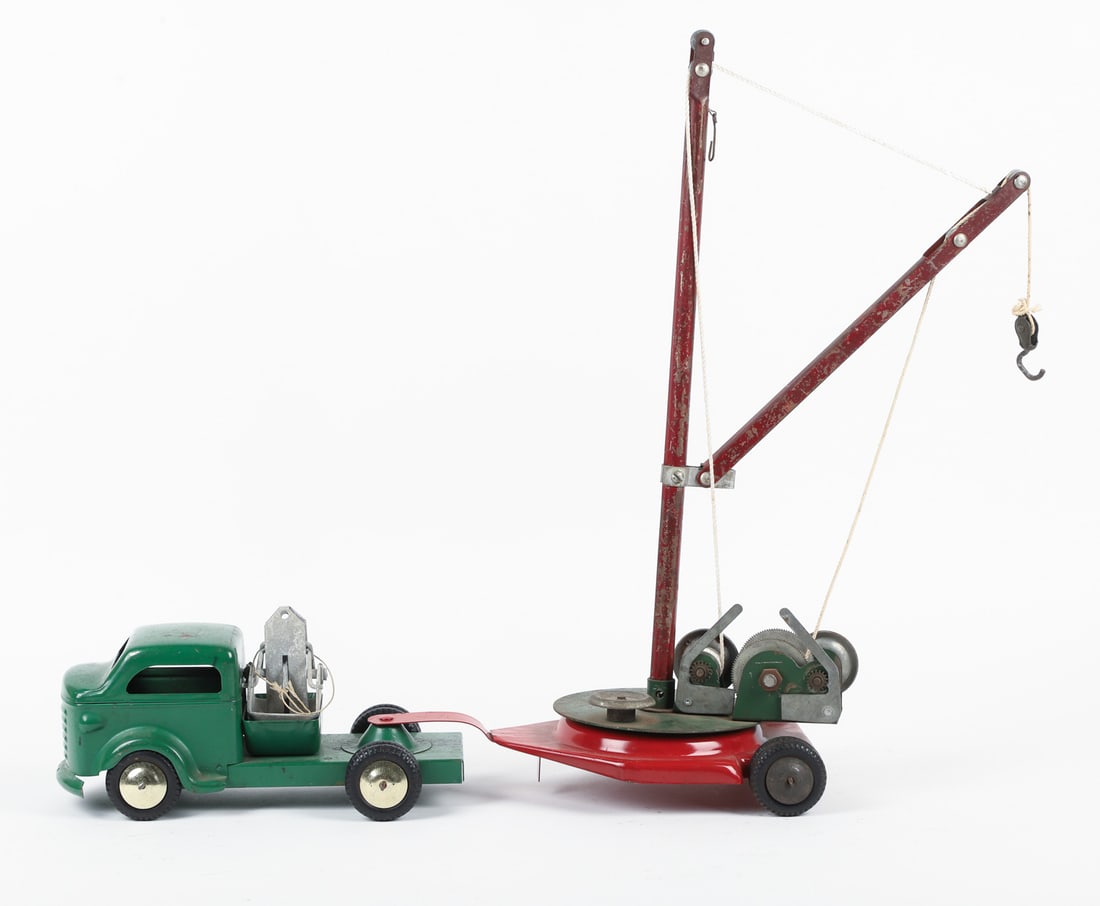 Betts & Boddeus Tractor Drawn Stationary Derrick - 2