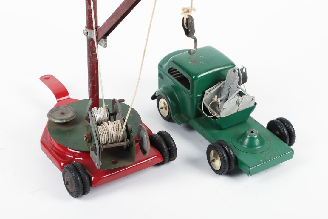 Betts & Boddeus Tractor Drawn Stationary Derrick - 5