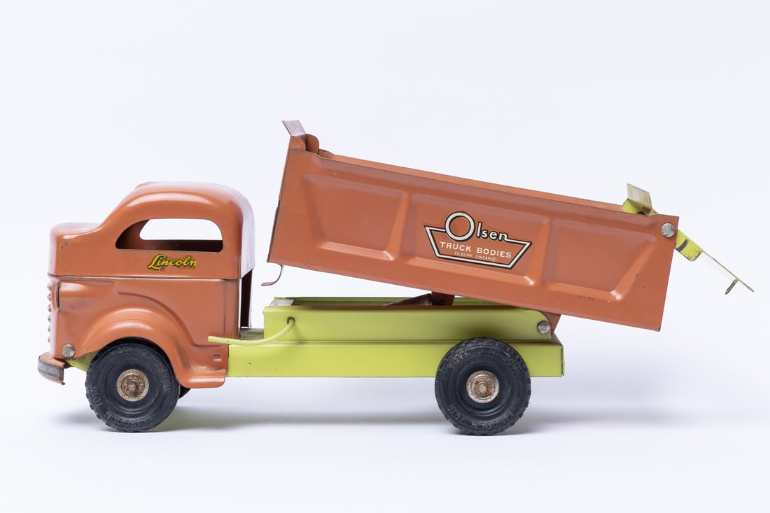 Lincoln Toys "Olson Truck Bodies" Dump Truck - 8