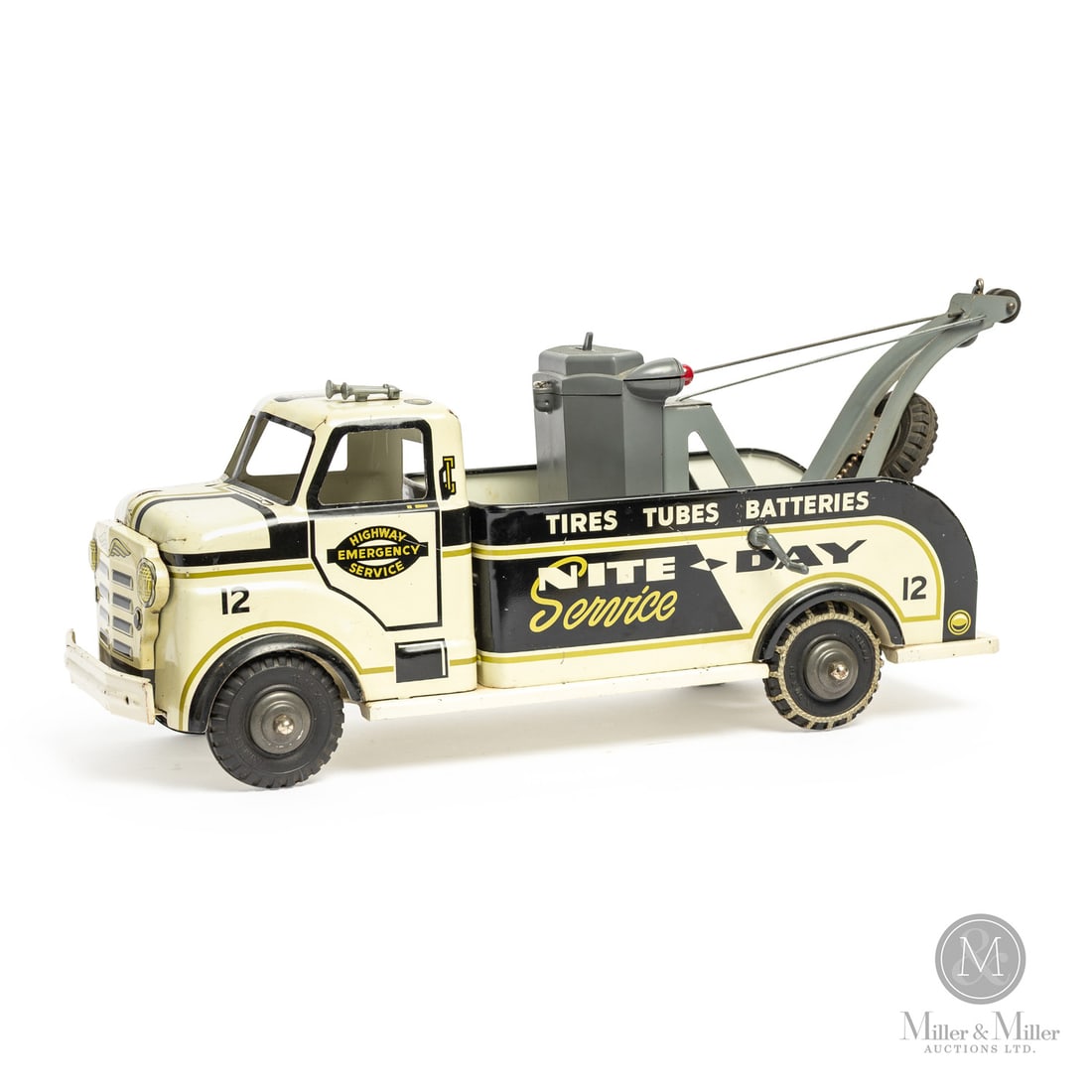 Marx Lumar Highway Emergency Service Tow Truck (1 of 8)