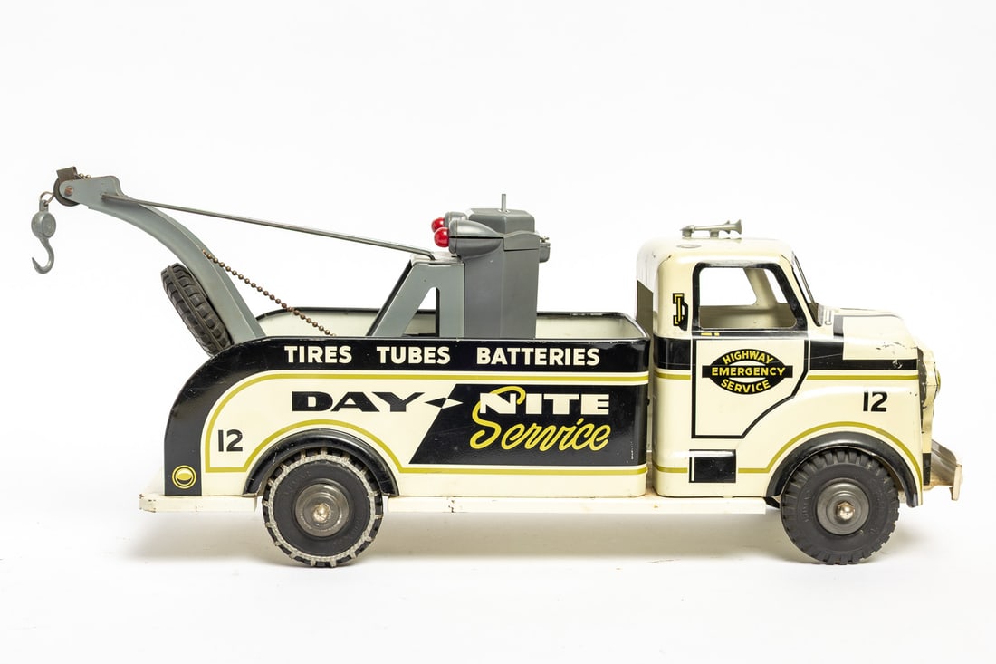 Marx Lumar Highway Emergency Service Tow Truck - 3