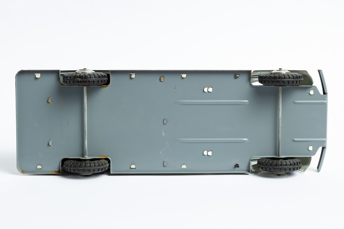 Marx Lumar Emergency Searchlight Unit Truck - 7